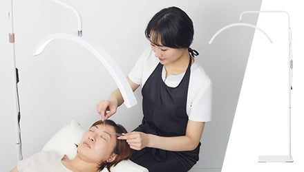 ムーン型LEDライト